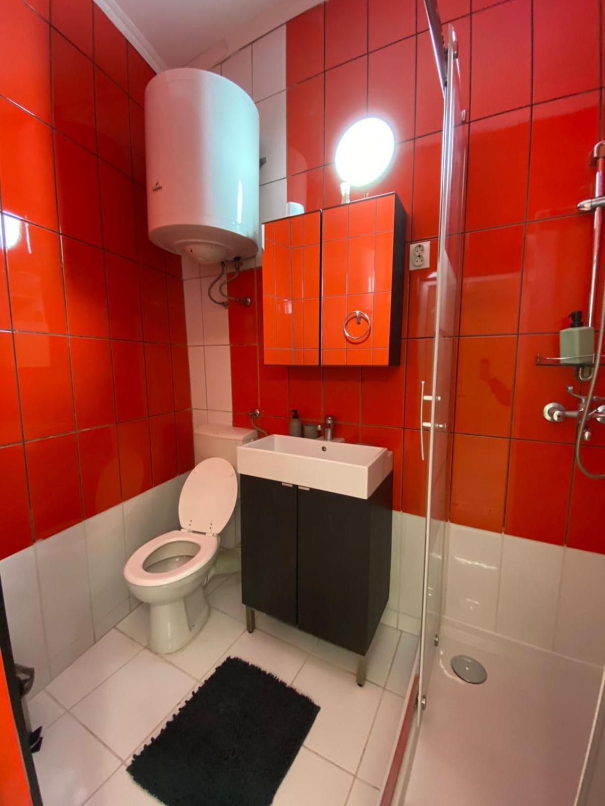 Yes, Yes! Lovely Apartment Good Amenities Budapest Center Esterno foto